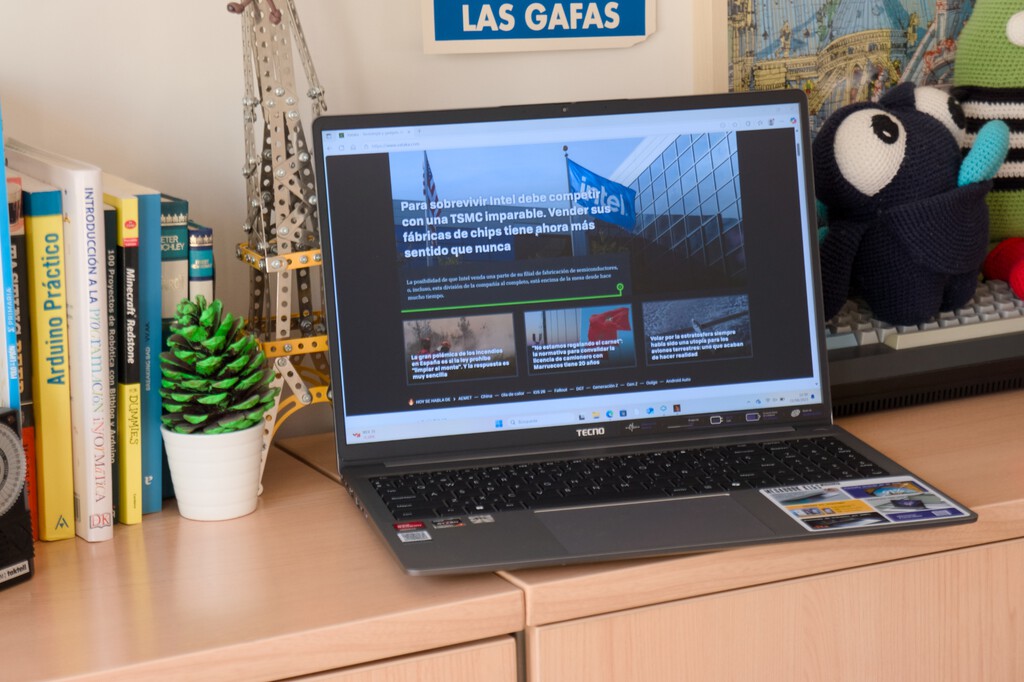 Tecno Megabook K16S AMD, análisis: un ejemplo a seguir de portátil bueno y barato para la batalla diaria en casa
